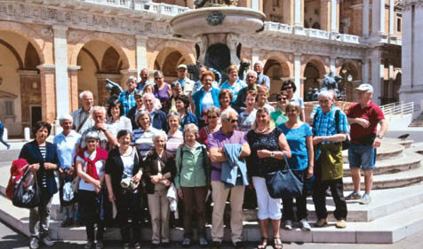 Ein Gruppenbild der Reisegruppe aus Gais