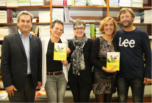 v.l.n.r.: Dr. Heidegger, Valentina Vecellio, Renate Daporta J&#00246;chler, Astrid Fleischmann (Athesia Verlag), Klaus Huber (Fotograf)