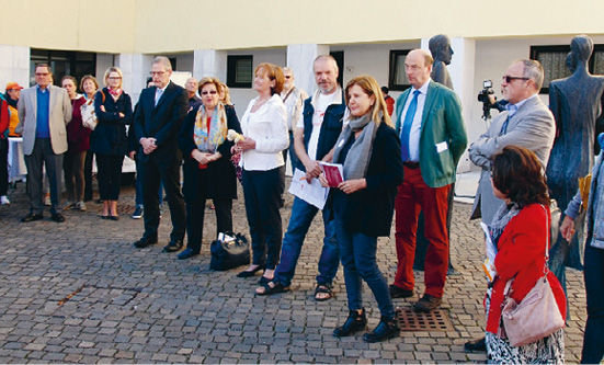 Bei der Er&#00246;ffnung der Freiwilligenmesse wurde die Bedeutung des Ehrenamtes in S&#00252;dtirol als tragende S&#00228;ule einer solidarischen Gesellschaft unterstrichen.